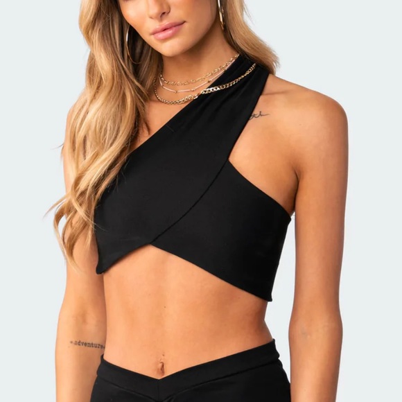 Edikted Tops - Edikted crop top